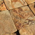 Камень пиленный желтый галтованный