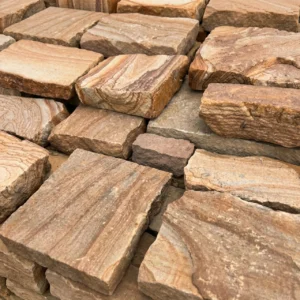 Камень рубленный желтый с разводами (Римская кладка)